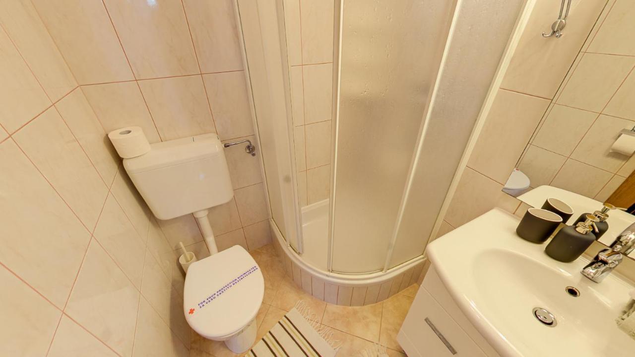 Apartmani Nena Povljana Kültér fotó